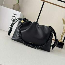 Picture of Loewe Handbags _SKUfw239906316fw